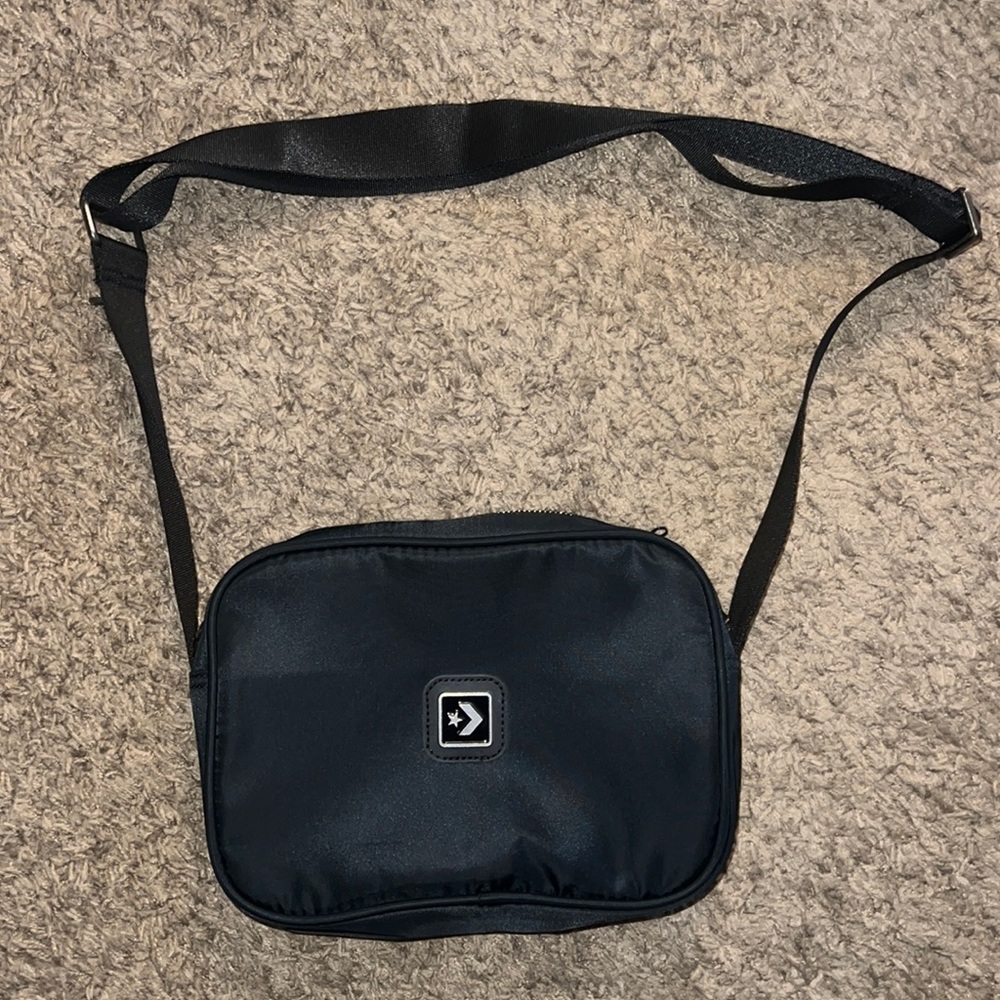Converse crossbody